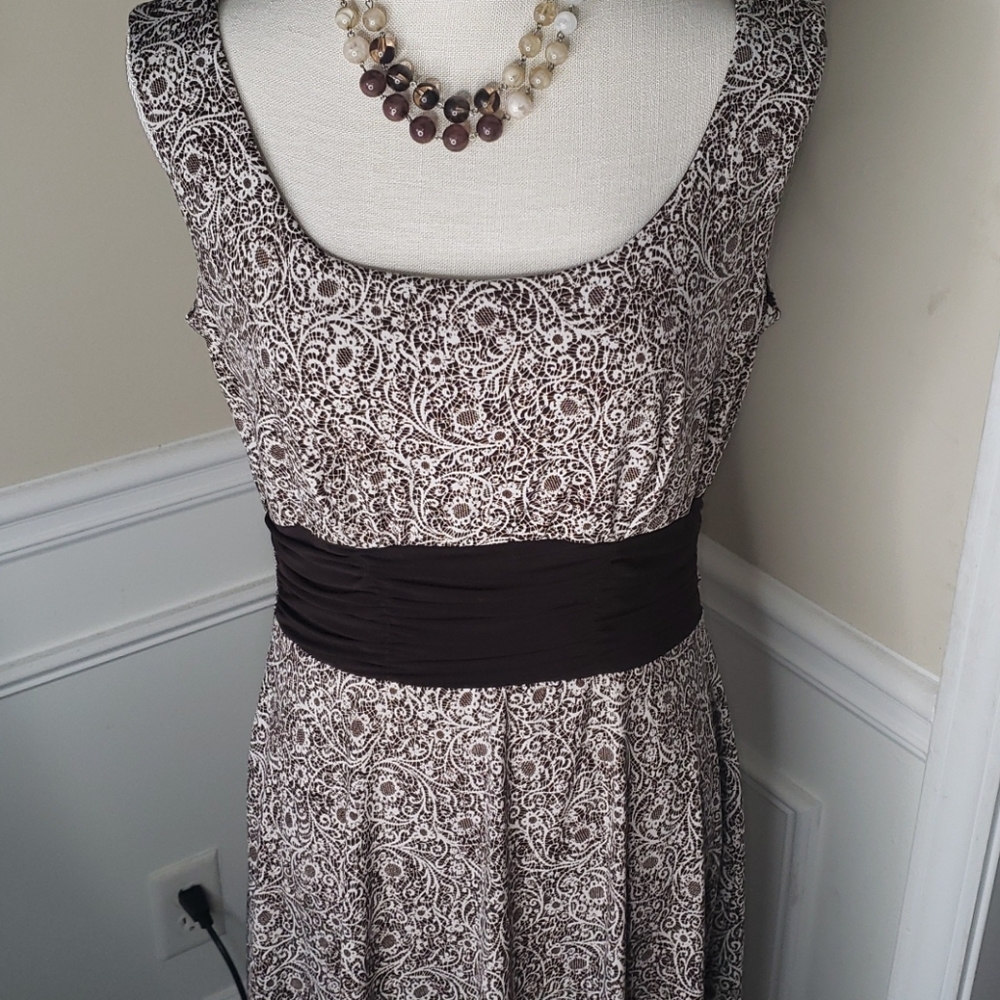 Dress - Picture 6 of 6